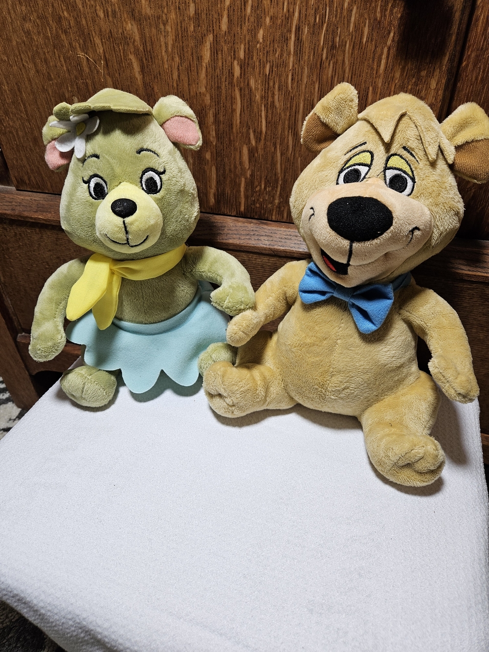 Yogi Bear Cindy And Boo Boo Plush Pair